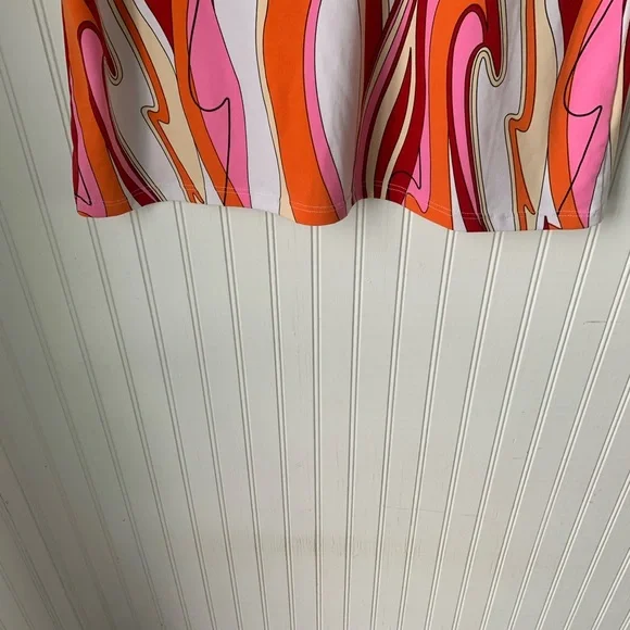 Caia (XL) Top, round neck, short sleeve; Slenderizing multi colored pattern - Picture 3 of 6